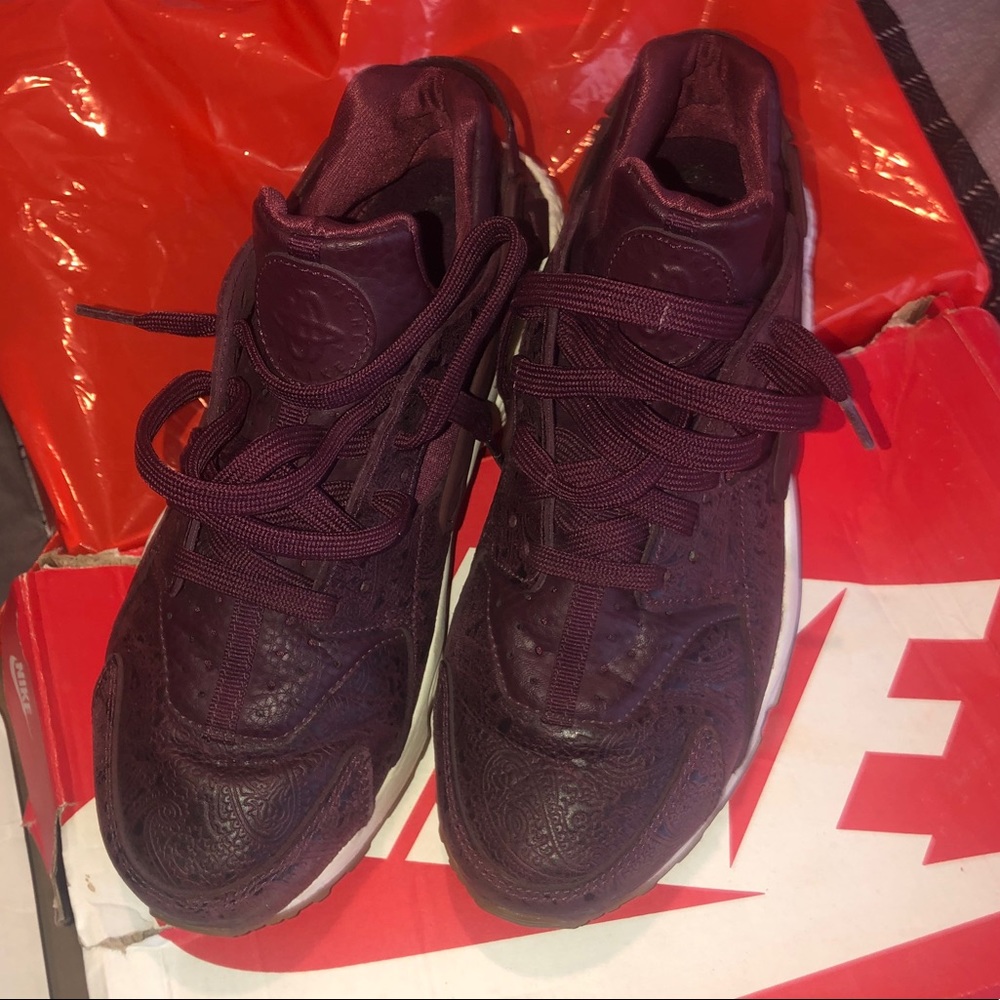 Nike Air Huarache Run Premium Shoes Night Maroon